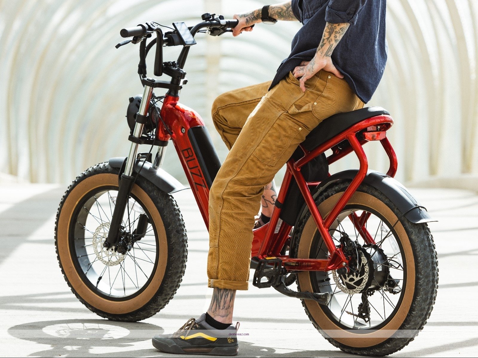Moto-Style E-Bike Urban Ride Lifestyle Buzz Drone Moto Style - buzz drone moto-style e- bike product info and reviews