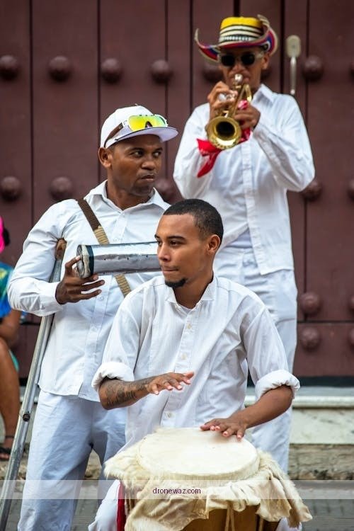 Musicians Playing Drones Reeds Instruments Bowed Low End Drones - bowed low-end drones chamber-folk reeds review