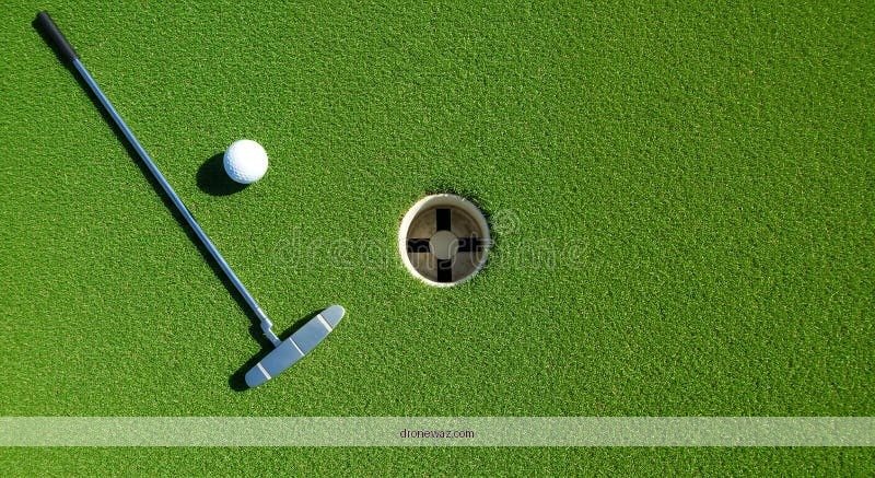 Nike Drone Putter Golf Club Close-Up Putting Green Nike Method Drone Putter - nike method drone putter review